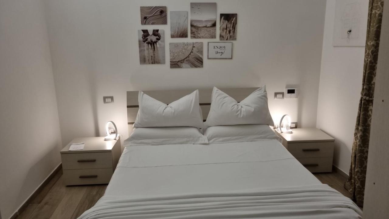 Apartamento Il Civico Storico Bríndisi Exterior foto